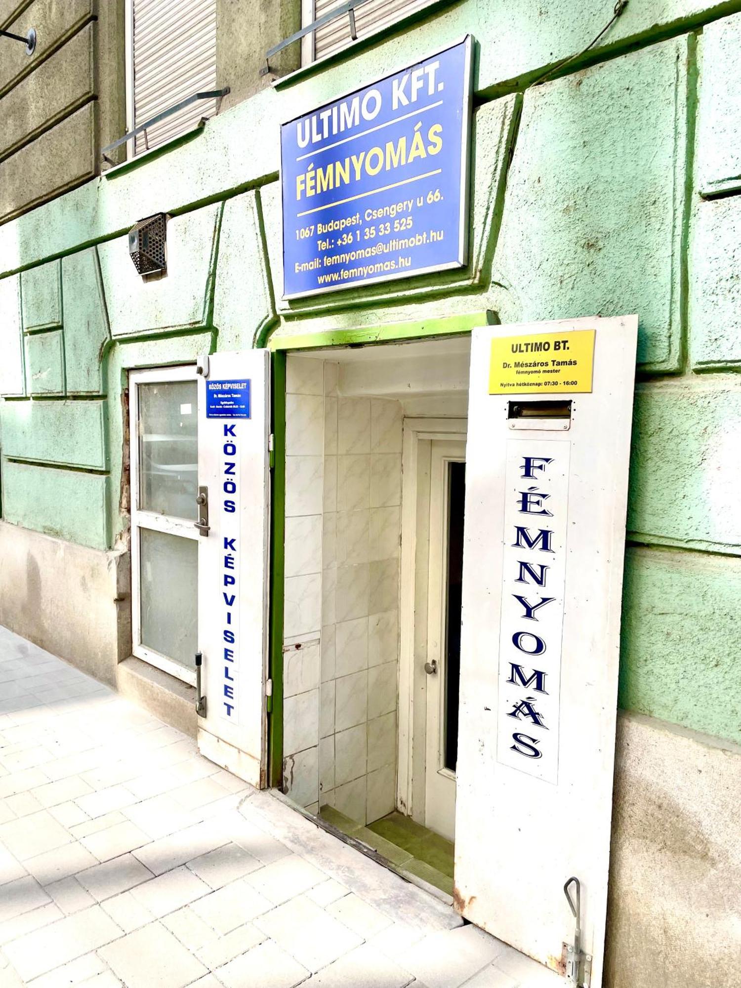 Small Cosy Apartment Near The Famous Westend City Center Budapest Exterior foto